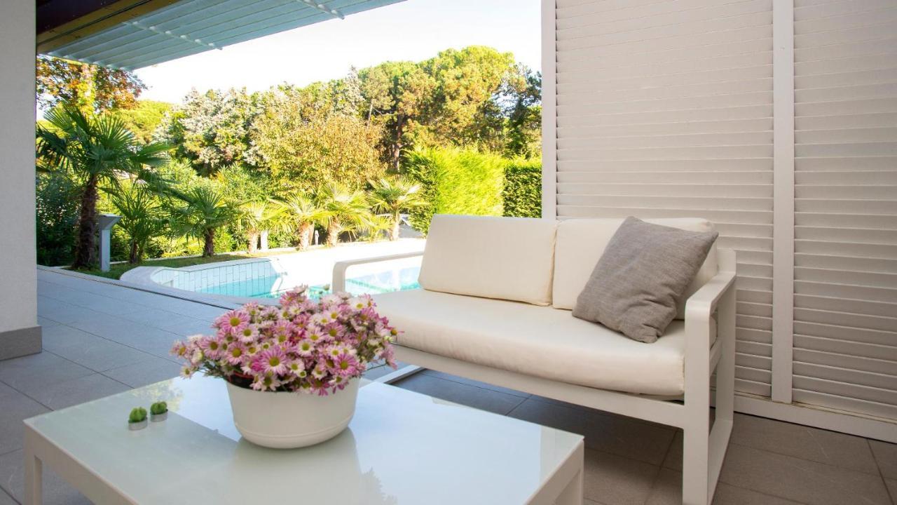 Villa Riva Beachfront Lignano Sabbiadoro Dış mekan fotoğraf